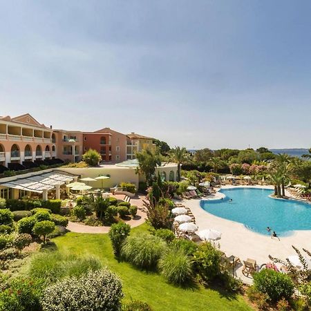 לס איסאמברה Residence Pierre & Vacances Premium Les Calanques Des Issambres מראה חיצוני תמונה