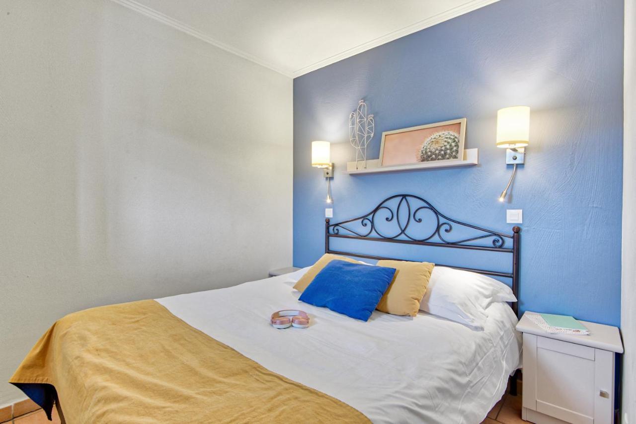 לס איסאמברה Residence Pierre & Vacances Premium Les Calanques Des Issambres מראה חיצוני תמונה