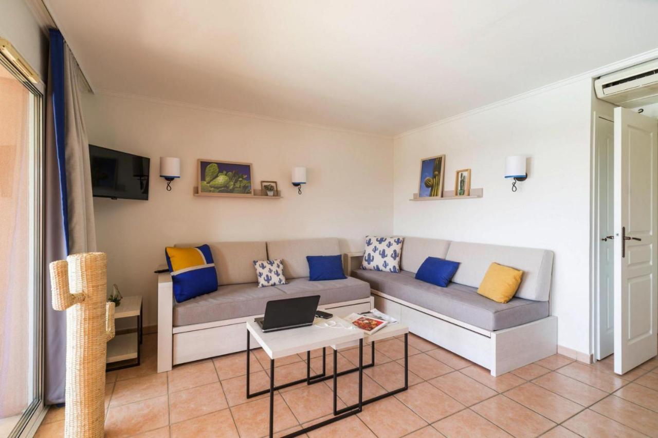 לס איסאמברה Residence Pierre & Vacances Premium Les Calanques Des Issambres מראה חיצוני תמונה