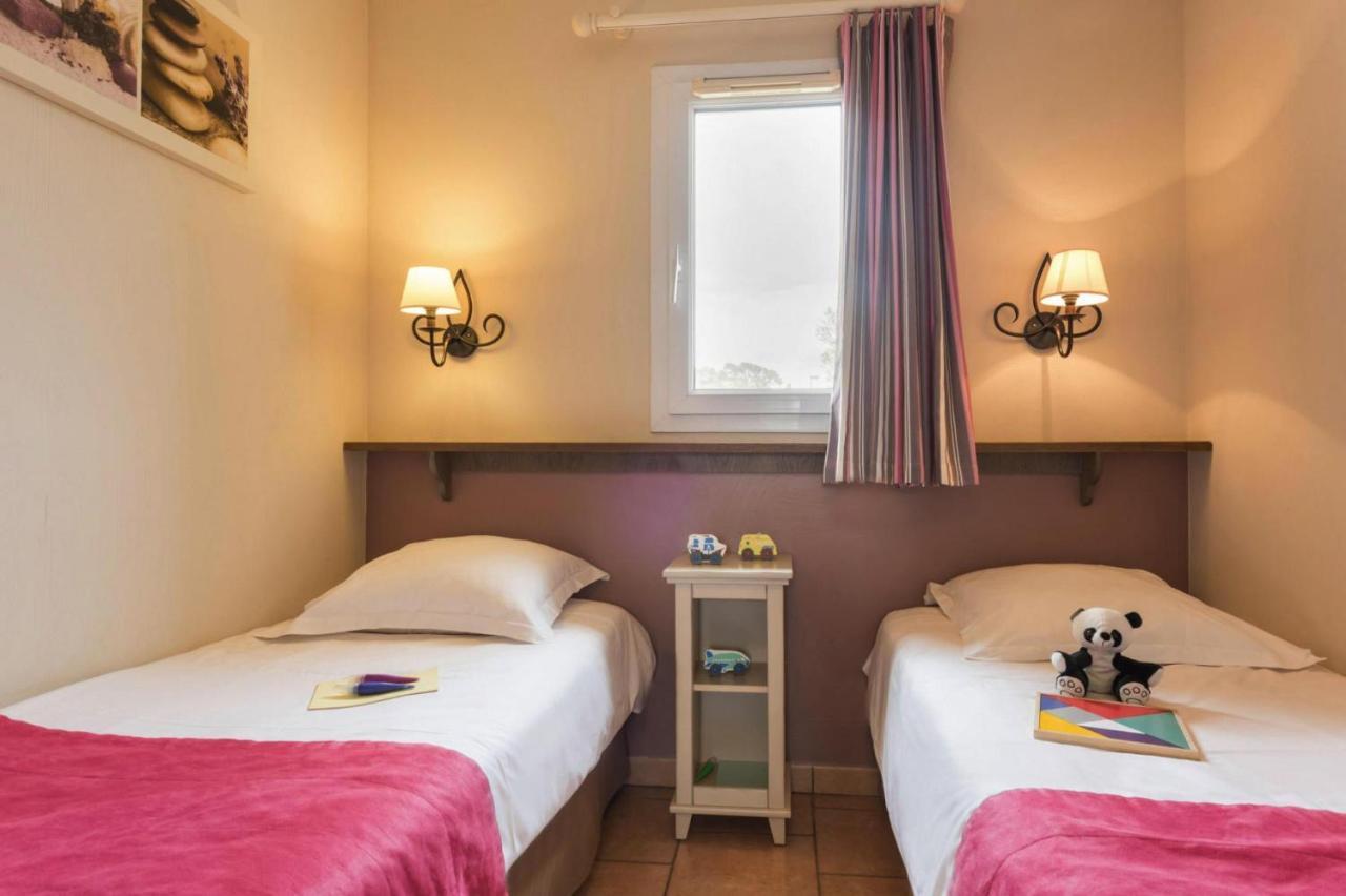 לס איסאמברה Residence Pierre & Vacances Premium Les Calanques Des Issambres מראה חיצוני תמונה