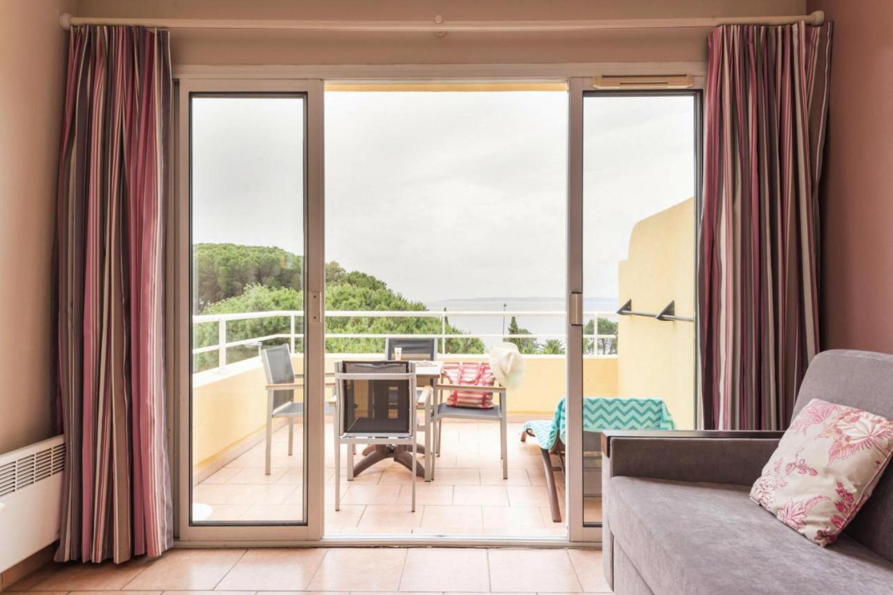 לס איסאמברה Residence Pierre & Vacances Premium Les Calanques Des Issambres מראה חיצוני תמונה
