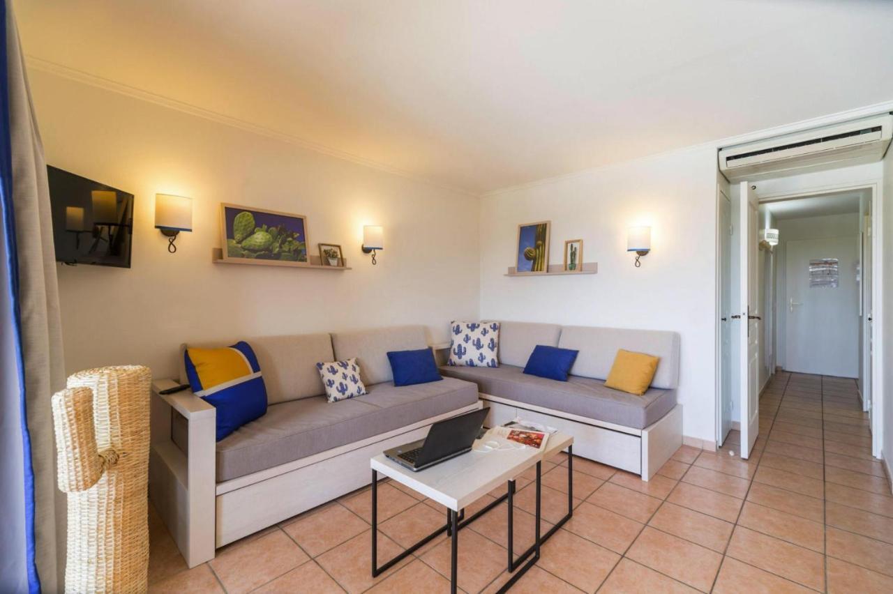 לס איסאמברה Residence Pierre & Vacances Premium Les Calanques Des Issambres מראה חיצוני תמונה