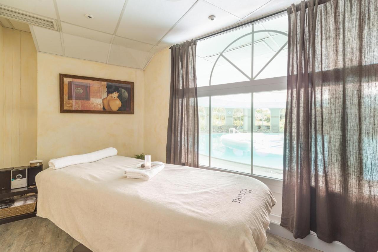 לס איסאמברה Residence Pierre & Vacances Premium Les Calanques Des Issambres מראה חיצוני תמונה